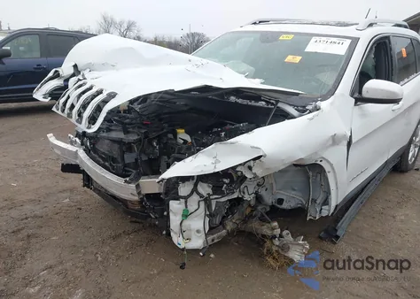 2015 Jeep Cherokee Limited z USA, uszkodzony, nr VIN 1C4PJMDS8FW687202